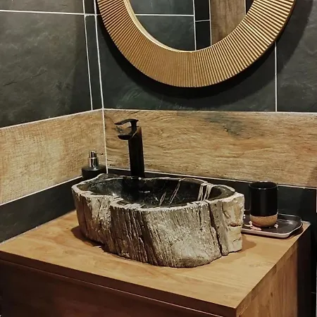 Les Chataigniers Du Mas *