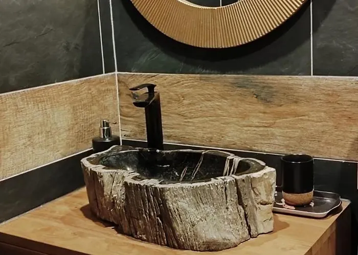 Les Chataigniers Du Mas *